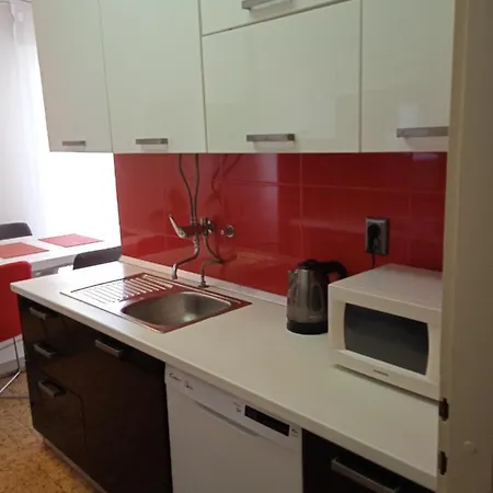 Blue Sky Apartman *