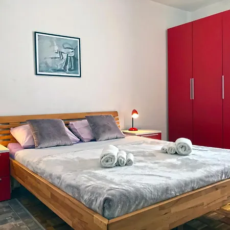 Апартаменты Blue Sky Пула